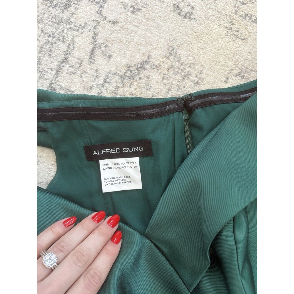Alfred Sung Off-the-Shoulder Cuff Trumpet Gown Hunter Green Satin Size 2 D760 - Picture 9 of 9